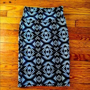 LulaRoe Cassie Pencil Skirt